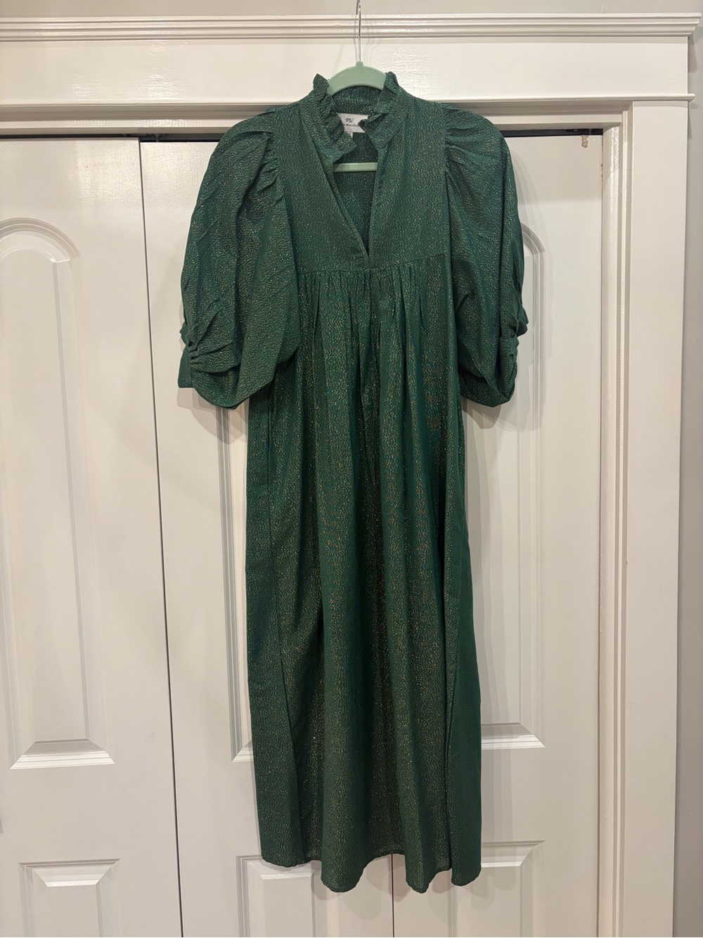 Wallflower Maxi Emerald Green Puff-Sleeve Dress